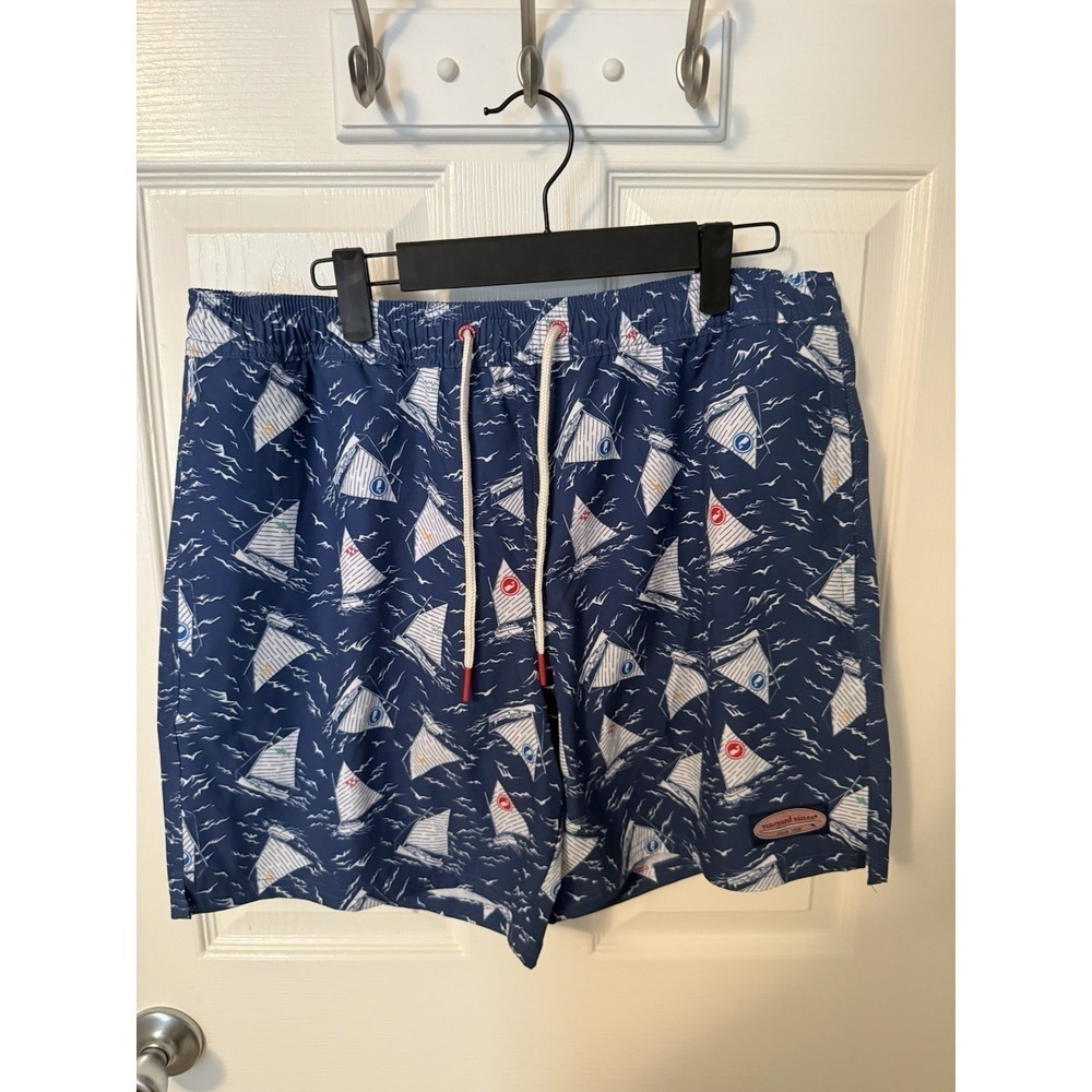 Vineyard Vines Men Blue SailBoat Mesh Lined Swim Trunk Shorts Size M Lightweight